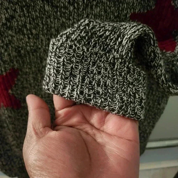 If it were me, Scoop‎ neck stars sweater - Picture 8 of 8